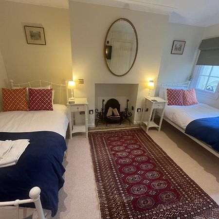 The Portland Guesthouse Cheltenham Exteriér fotografie
