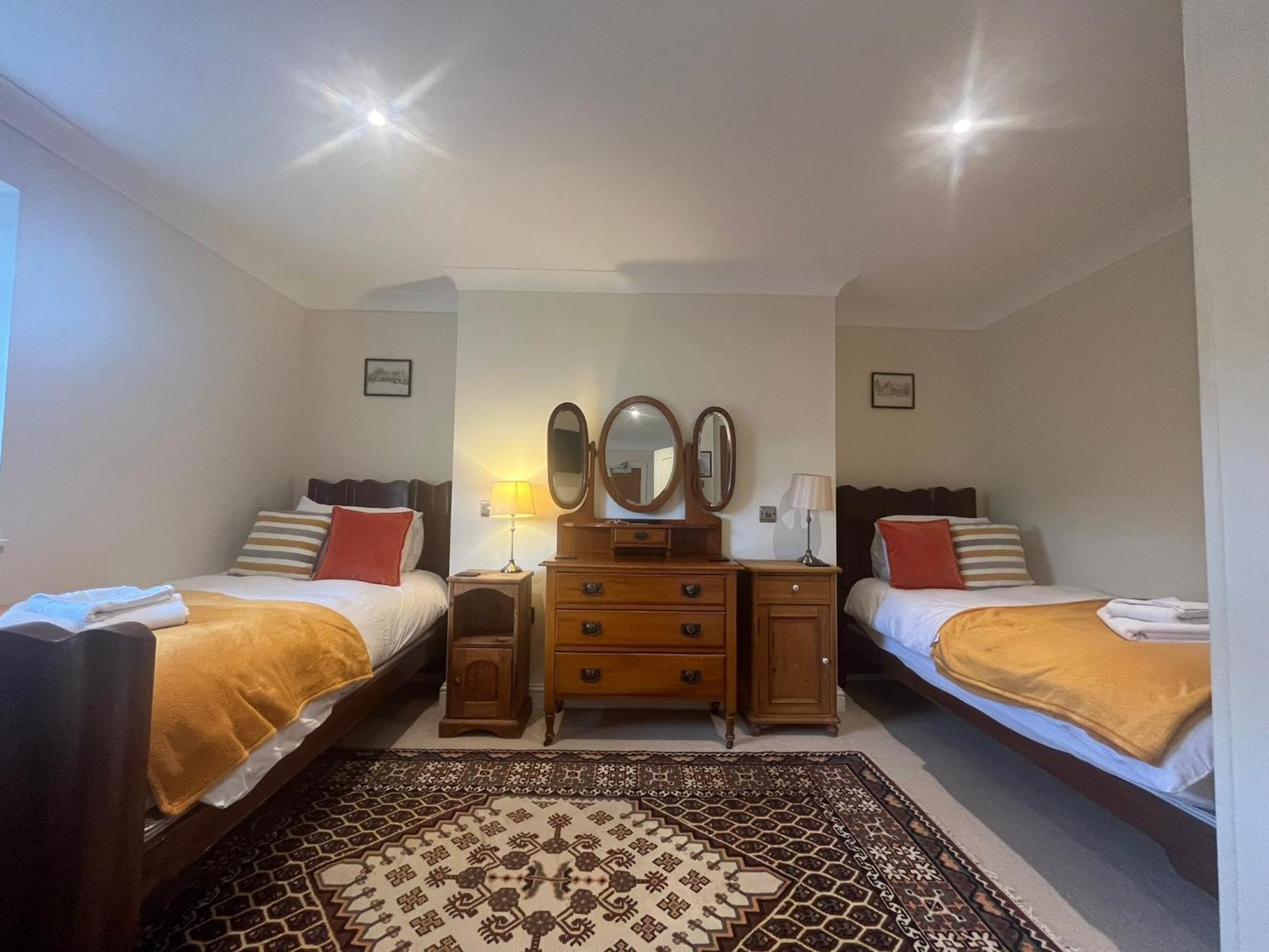 The Portland Guesthouse Cheltenham Exteriér fotografie