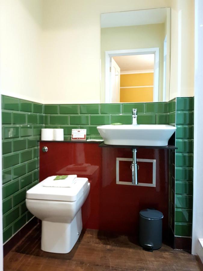 The Portland Guesthouse Cheltenham Exteriér fotografie